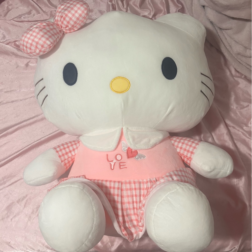 HUGE HELLO KITTY PLUSH